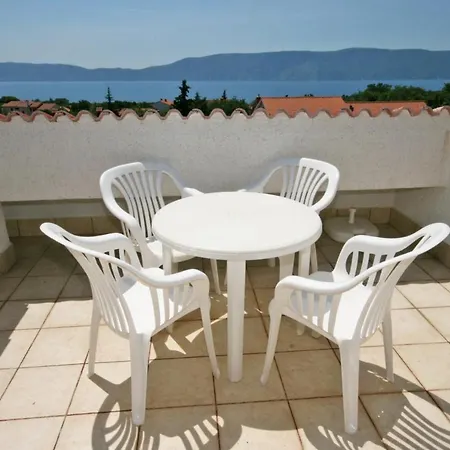 With A Parking Space Pinezici, Krk - 5465 Διαμέρισμα Pinezići